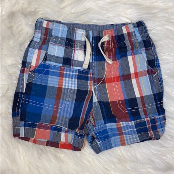 GAP baby boy shorts - 18-24 months - Picture 2 of 6